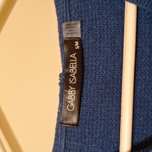 Gabby Isabella Embroidered Lightweight Waffle Hooded Tee - Picture 3 of 4